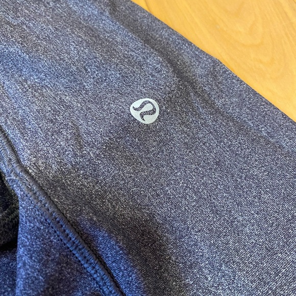 Lulu Lemon Leggings - Picture 3 of 3